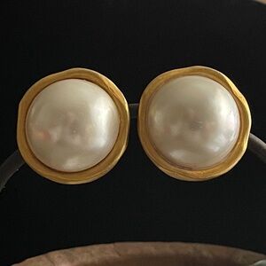 Vintage Dubin Faux Pearl Earrings.